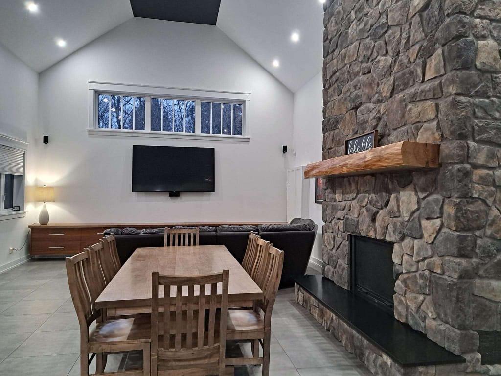 McCarrel Lake Cottage For SaleEcho Bay, ON Dean Gibbons