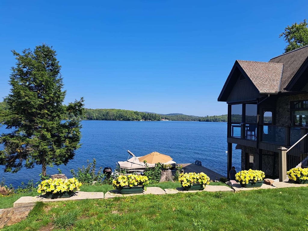McCarrel Lake Cottage For SaleEcho Bay, ON Dean Gibbons